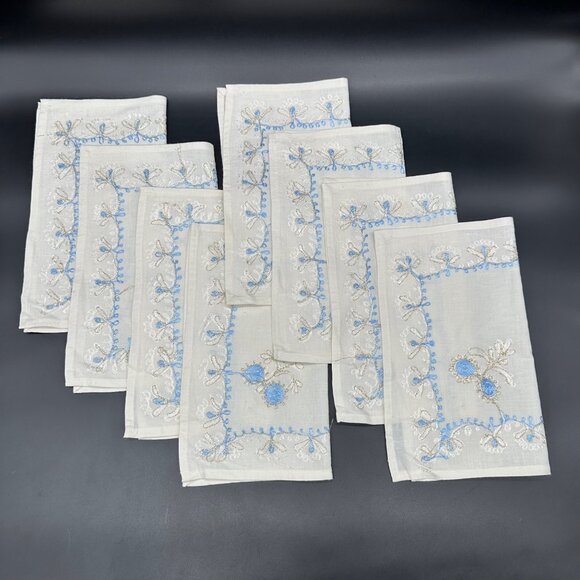 Blue White Floral Napkins Embroidered Cotton Set of 8 Table Linens Elegant - Picture 1 of 8